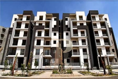 3 Bedroom Flat for Sale in Sheikh Zayed, Giza - 20181014163732529. jpg