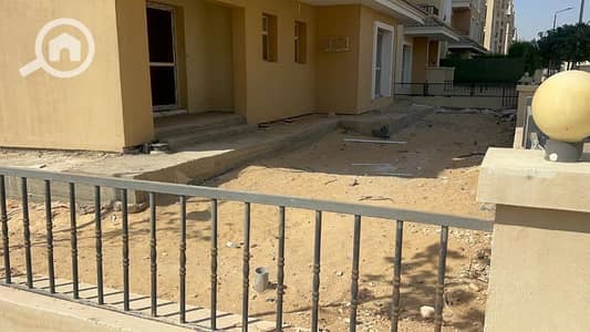 شقة 3 غرف نوم للبيع في مدينة المستقبل، القاهرة - كمبوند سراى استلام فورى بجوار مدينتى بجارن خاص 165م فيو فيلات