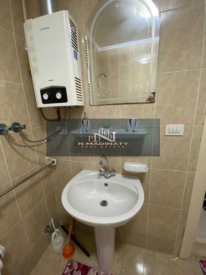 4 3. jpg