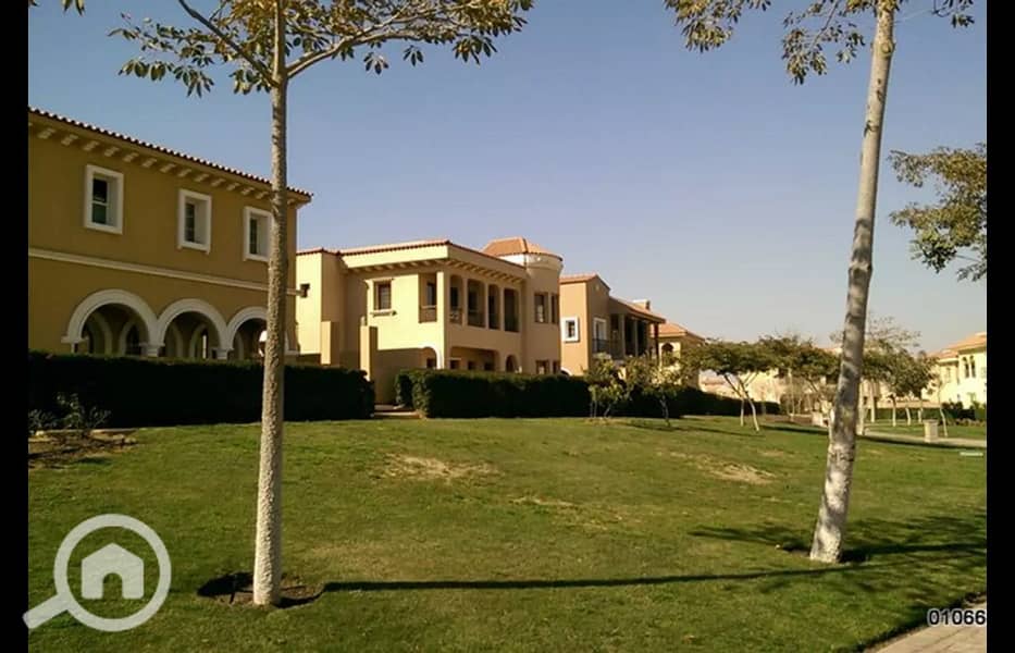 Villas for sale in hyde park. jpg