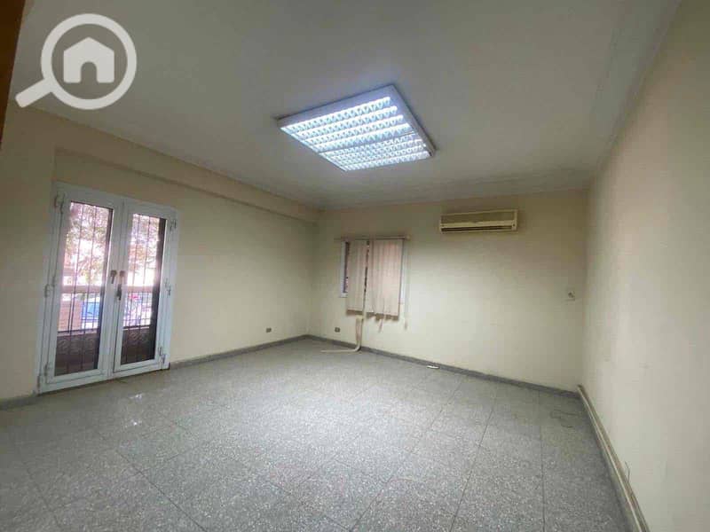 4 6d0c66ea-f5d8-439f-976f-a5e6d97271cf. jpg