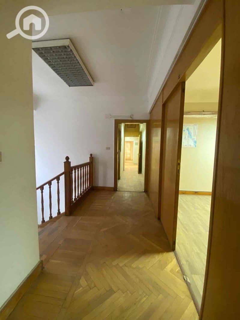 9 8d6124de-dcb3-4bbf-a211-69213164bbd2. jpg