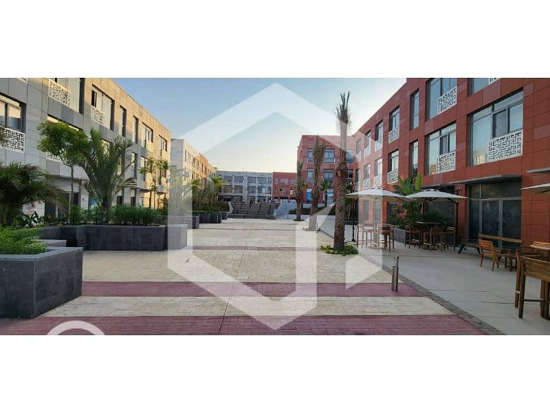 3 The Courtyard Dorra 3. jpg