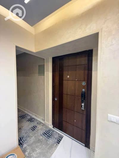 3 Bedroom Flat for Sale in New Cairo, Cairo - 508475363_1306887247732464_7464065779820471008_n. jpg