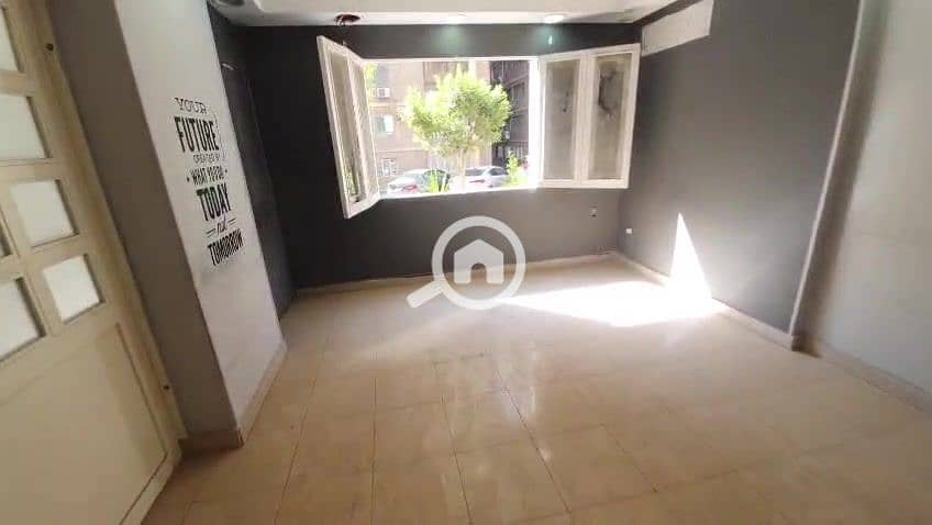 6 WhatsApp Video 2025-08-08 at 1.14. 03 AM_000146. jpg