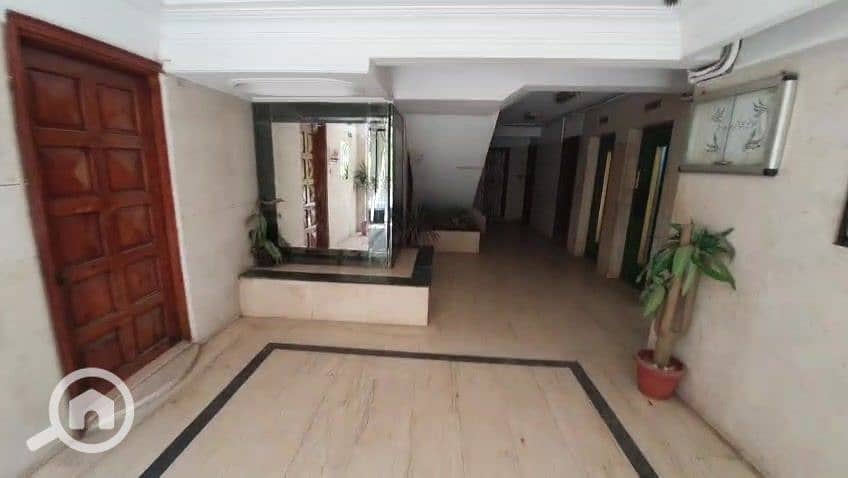 13 WhatsApp Video 2025-08-08 at 1.14. 03 AM_000018. jpg