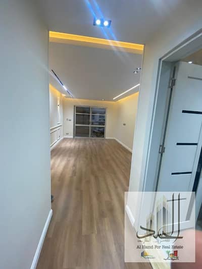 3 Bedroom Apartment for Sale in Madinaty, Cairo - مدينتي 3نوم تشطيب قصور هالي لوكس بحري وايد جاردن