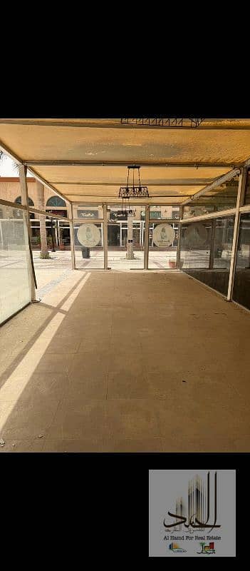Restaurant & Cafe for Rent in New Cairo, Cairo - للايجار بالرحاب محل 67م بالسوق الشرقي لوكيشن ممتاز