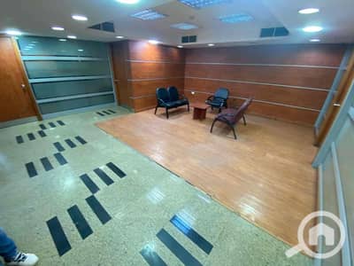 مکتب  للايجار في المعادي، القاهرة - 90bd81c1-6eb6-42e7-86b0-83ba5c7679ae. jpg