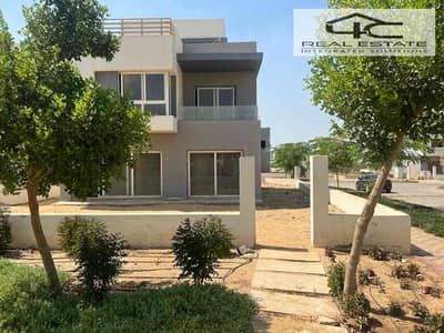 فیلا 5 غرف نوم للبيع في القاهرة الجديدة، القاهرة - 4c0dbdcc-5bda-48a3-8a27-1cc0841b8842. jpg