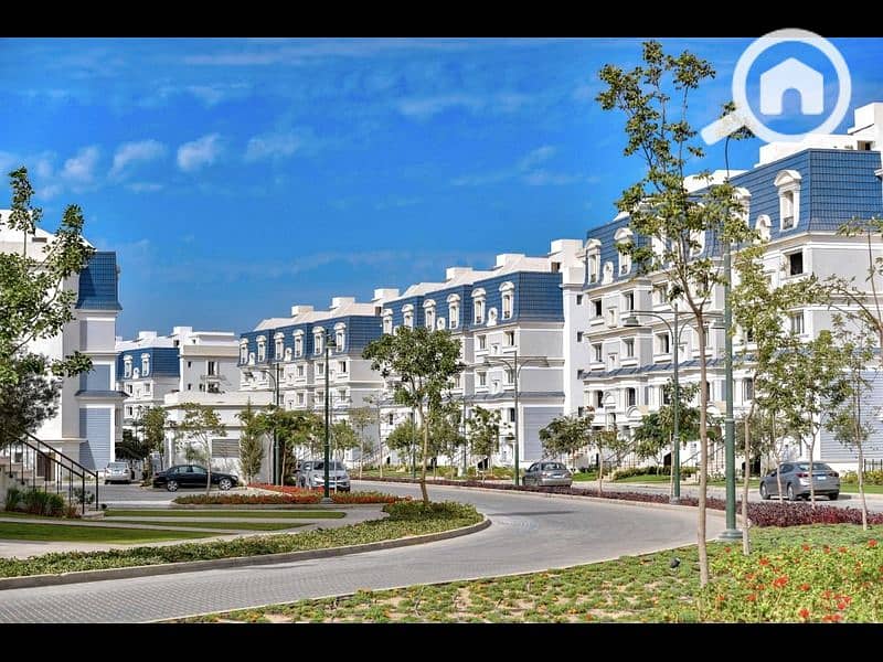 9 Life in Mountain View Hyde Park compound. jpg