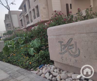 4 Bedroom Penthouse for Sale in New Cairo, Cairo - WhatsApp Image 2024-04-21 at 17.14. 21_6301e9bc. jpg