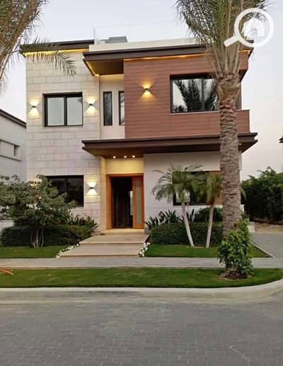 5 Bedroom Villa for Sale in New Cairo, Cairo - 481130017_508925392250950_6029909979761178757_n. jpg