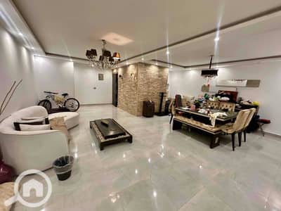 4 Bedroom Flat for Sale in Mokattam, Cairo - IMG_8298. jpg