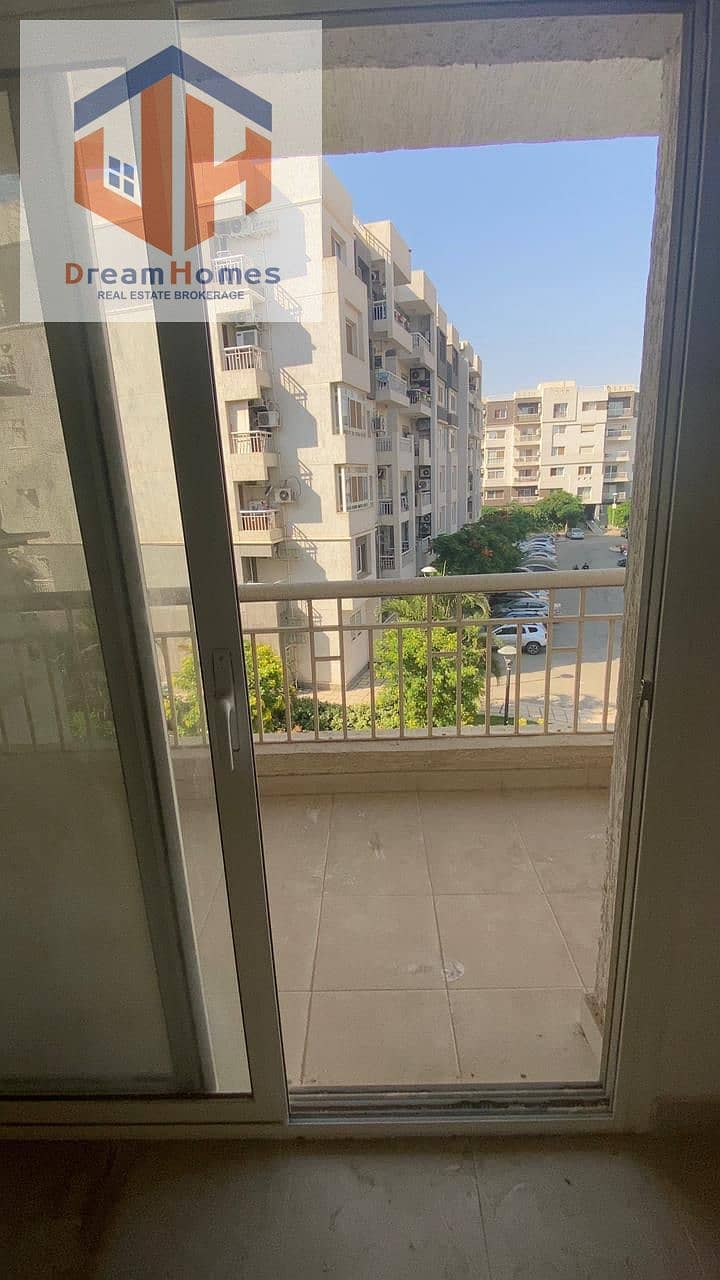 شقة 140م للبيع كاش بمدينتى بمنطقة (B10) Apartment for sale in Madinty