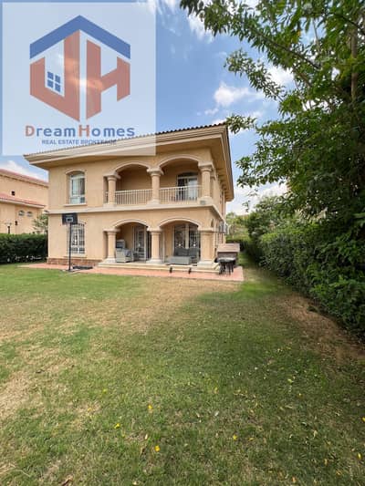 4 Bedroom Villa for Rent in Madinaty, Cairo - Independent villa for rent new law – G standalone with kitchen, chandeliers, and heaters