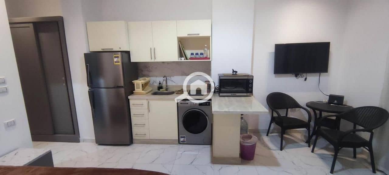 5 Kitchen. jpg