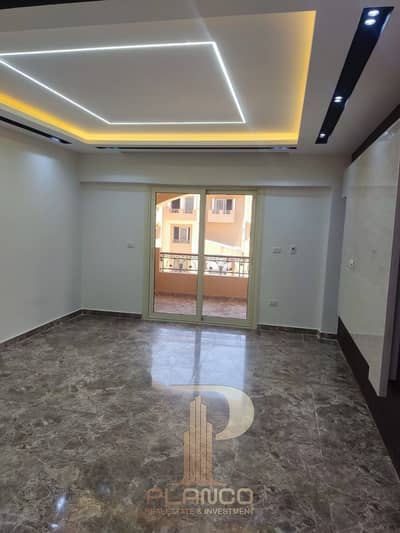 3 Bedroom Penthouse for Sale in Sheikh Zayed, Giza - 689cb3b9cfd9c_صورة-واتساب-بتاريخ-2025-08-13-في-14.00. 13_be6f1a15. jpg