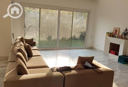 5 Bedroom Villa for Sale in New Cairo, Cairo - aeb81f6a-b8d1-4bca-b870-5e7f85d03f89. jpg