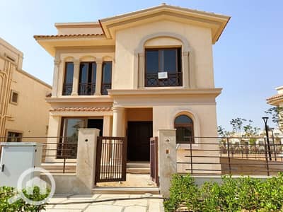 4 Bedroom Villa for Sale in Madinaty, Cairo - 99a1e039-c7ea-49b7-a4a6-f8257d556b7c. jpeg