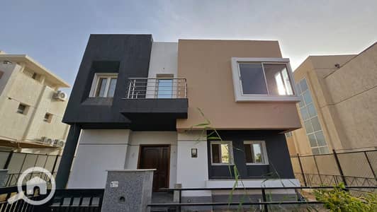 3 Bedroom Villa for Sale in Madinaty, Cairo - WhatsApp Image 2025-05-16 at 6.28. 41 PM (1). jpeg