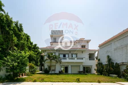 فیلا 8 غرف نوم للبيع في كينج مريوط، الإسكندرية - 01. jpg