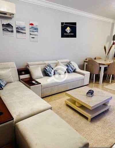 3 Bedroom Flat for Rent in Sheikh Zayed, Giza - شقه للايجار فرش فندقي دار مصر الحي ١٢ موقع مميز