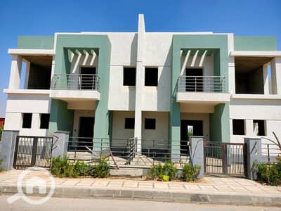 3 Bedroom Villa for Sale in Madinaty, Cairo - 255773239_1083686842423564_6690155575322110976_n. jpg