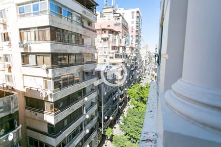 فلیٹ 5 غرف نوم للبيع في سبورتنج، الإسكندرية - 01. jpg