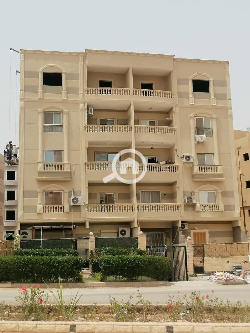 121م جانبي منطقة التامنة بجوار كمبوند حسن علام و خطوات من طريق السويس 121م جانبي منطقة التامنة بجوار كمبوند حسن علام و خطوات من طريق السويس