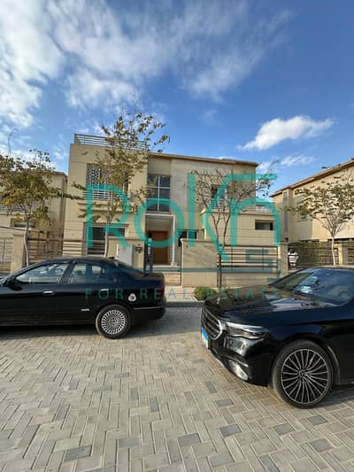 6 Bedroom Villa for Sale in 6th of October, Giza - IMG-20250817-WA0152. jpg