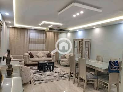 3 Bedroom Hotel Apartment for Rent in Nasr City, Cairo - شقة 3 غرف للايجار بسعر رمزي بجانب سفارة الامارات