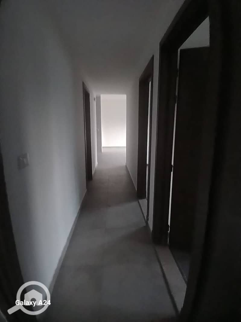 17 f58b1b91-20c6-4aa9-ba73-2db37f9603d1. jpeg