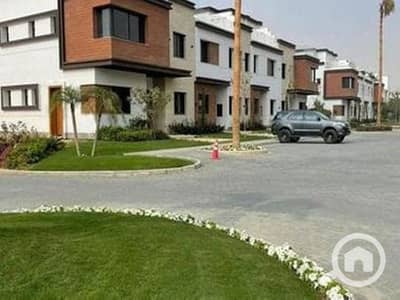توين هاوس 4 غرف نوم للبيع في القاهرة الجديدة، القاهرة - 9bb0e8cf-e1f5-11ee-a651-02b9cad2964b. jpg
