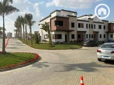 تاون هاوس 5 غرف نوم للبيع في القاهرة الجديدة، القاهرة - 9be3ba20-e1f5-11ee-ac2d-d23253bb9ed5. jpg