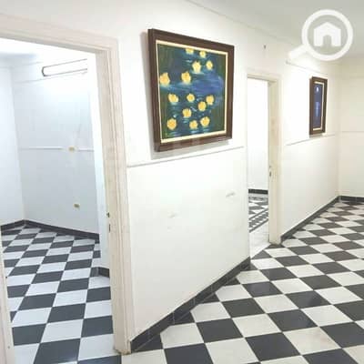 مکتب  للايجار في سموحة، الإسكندرية - 2. jpg
