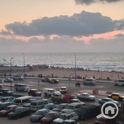 فلیٹ 2 غرفة نوم للايجار في ميامي، الإسكندرية - للإيجار للطالبات فترة الدراسة بكورنيش ميامي