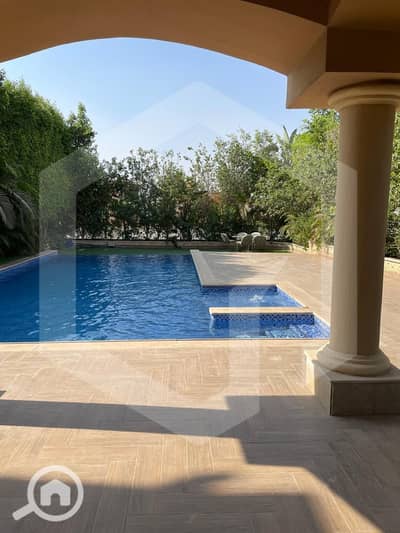 توين هاوس 3 غرف نوم للايجار في الشيخ زايد، الجيزة - Royal Meadows 1. jpg