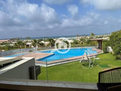 5 Bedroom Villa for Rent in North Coast, Matruh - فيلا للايجار في هاسيندا باي بحمام سباحه خاص اول صف علي البحر مباشر