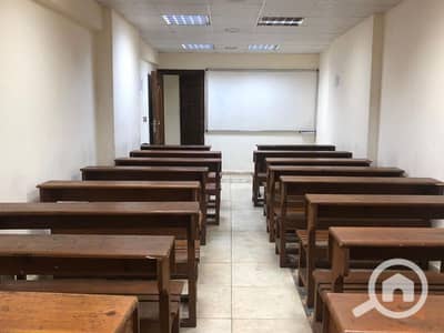 مکتب  للايجار في كامب شيزار، الإسكندرية - مقر إداري بمدخل خاص بكامب شيزار للسنترات التعليميه والحضانات