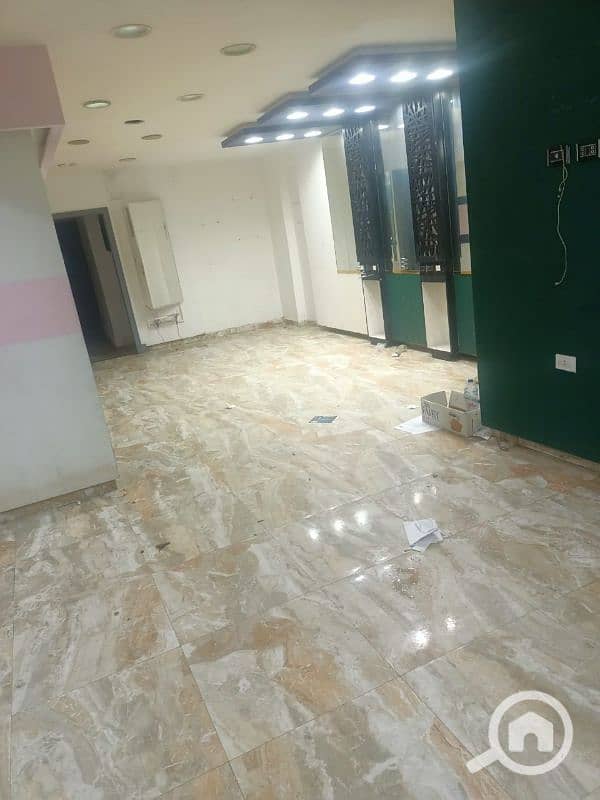 مقر مرخص إداري **جناكليس **خطوات من شارع ابوقير مقر مرخص إداري **جناكليس **خطوات من شارع ابوقير