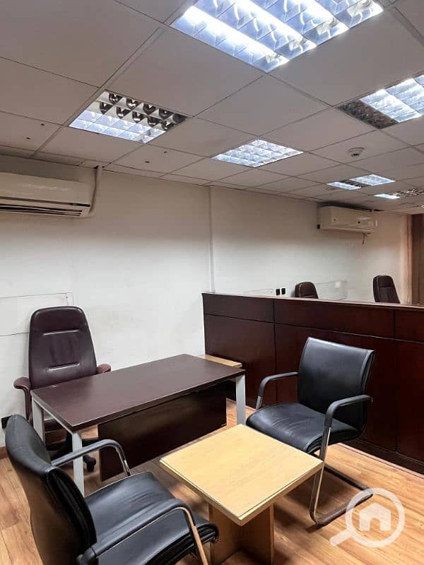 مبنى مرخص إداري للإيجار بسموحه للمراكز الطبيه والشركات