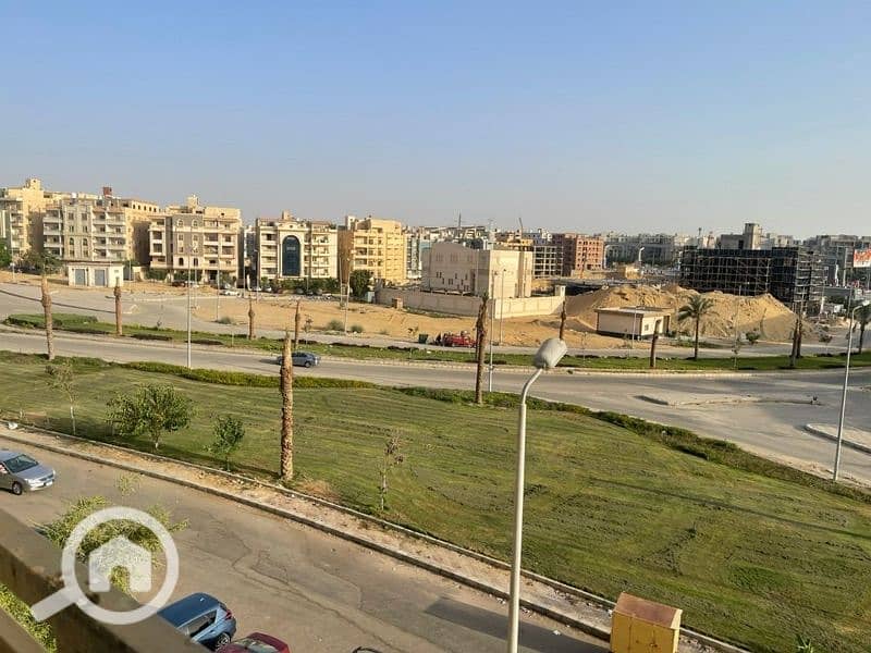 شقه للبيع ف اللوتس الجنوبيه فيو جاردن امامي وبانوراما