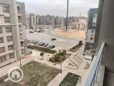 3 Bedroom Flat for Sale in New Cairo, Cairo - شقه ١٤٠م للبيع دار مصر الاندلس المرحله الثانيه زون ١ بحري