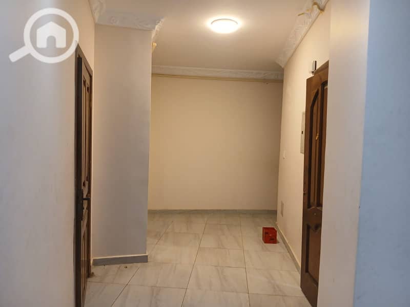 4 0e7276cc-ac30-4d3d-bde6-fd86153e5d86. jpg