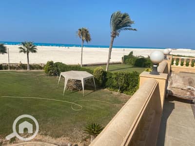 5 Bedroom Villa for Sale in North Coast, Matruh - فيلا للبيع صف اول بحر مارينا 5 افضل مكان نموذج جوهره