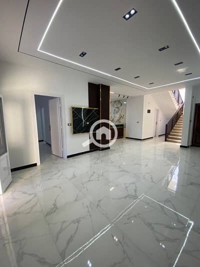 5 Bedroom Villa for Sale in North Coast, Matruh - فيلا روووعه بقريه كازبينكا الساحل الشمالى ناصيه بالتقسيط