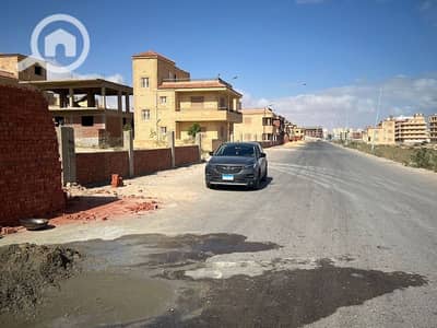 أرض سكنية  للبيع في مرسى مطروح، مطروح - ارض للبيع ٢٠٠م مطروح علم الروم تقسيم الازهراندلسيه رخصه فيلا دورين ٢٢٠