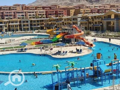 2 Bedroom Chalet for Rent in Ain Sukhna, Suez - شاليه للايجار أكو بارك ألعاب مائية وبحر بورتو السخنه اهرامات الابراج