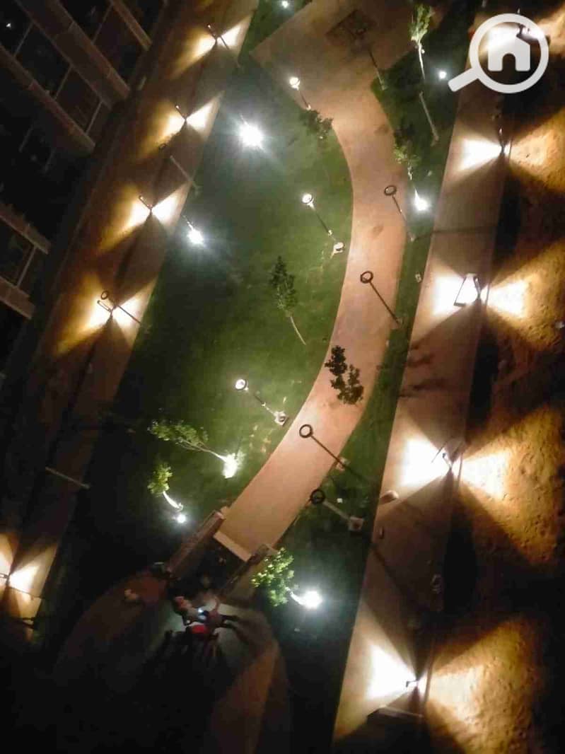 12 1000086117. jpg